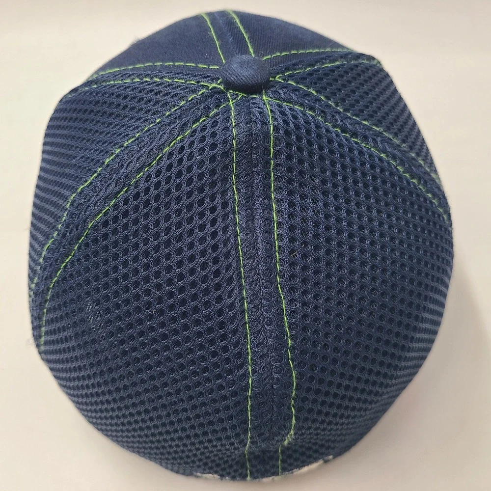 Seattle Seahawks Hat Fitted M-L Mesh New Era 39Thirty Blue NFL Football Logo Men